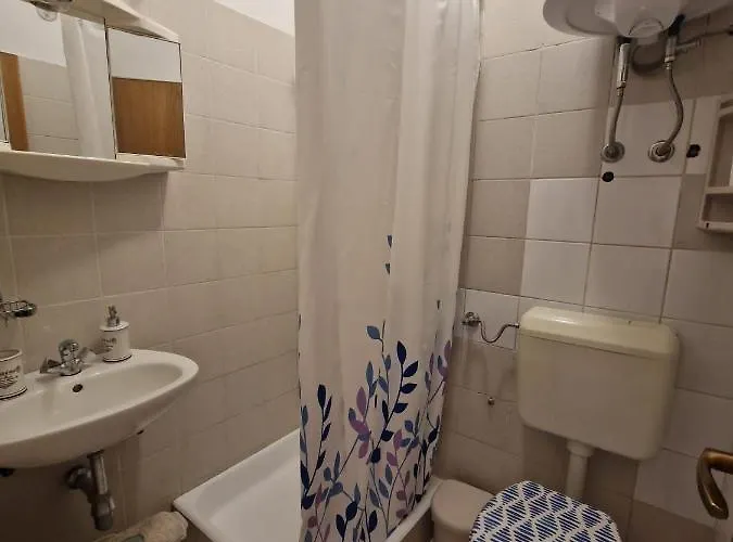 Old Town - Ap2 Homestay szállás *